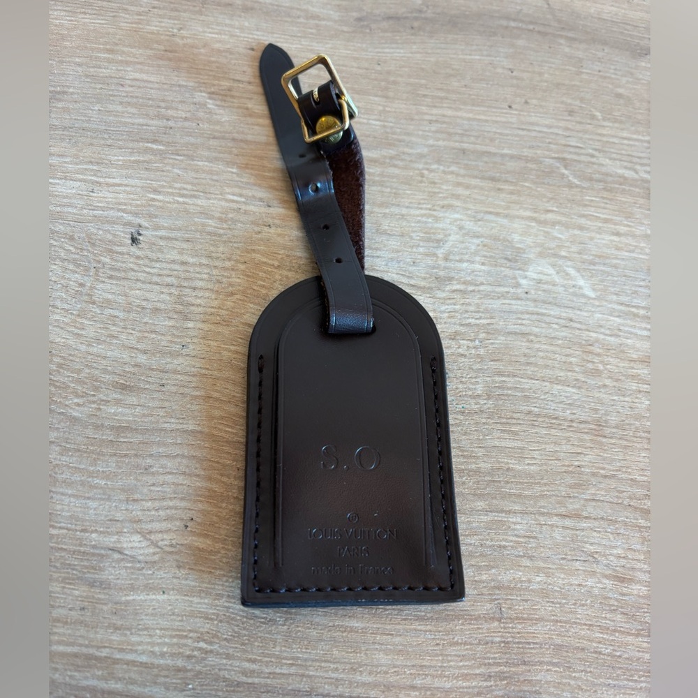Authentic Louis Vuitton damier ebene id tag